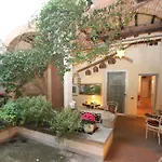 Bed & Breakfast Mr. My 4*