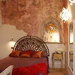 Mr. My Bed & Breakfast 4*