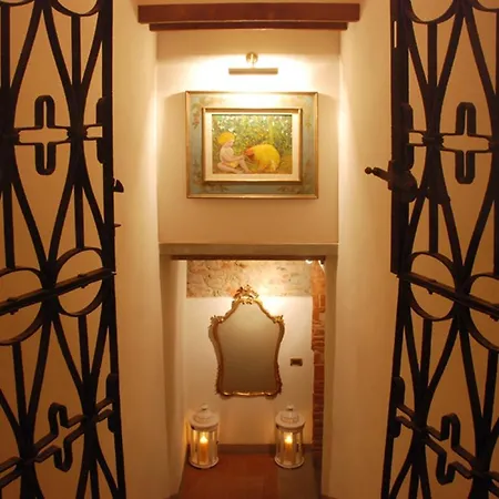 Bed & Breakfast Mr. My 4*